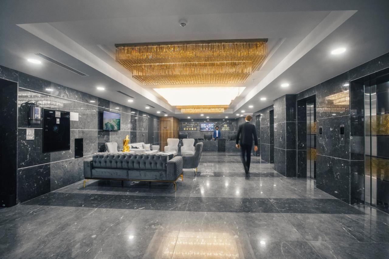 Royal Tulip Hotel & Casino, Tbiliszi Kültér fotó The lobby of the hotel