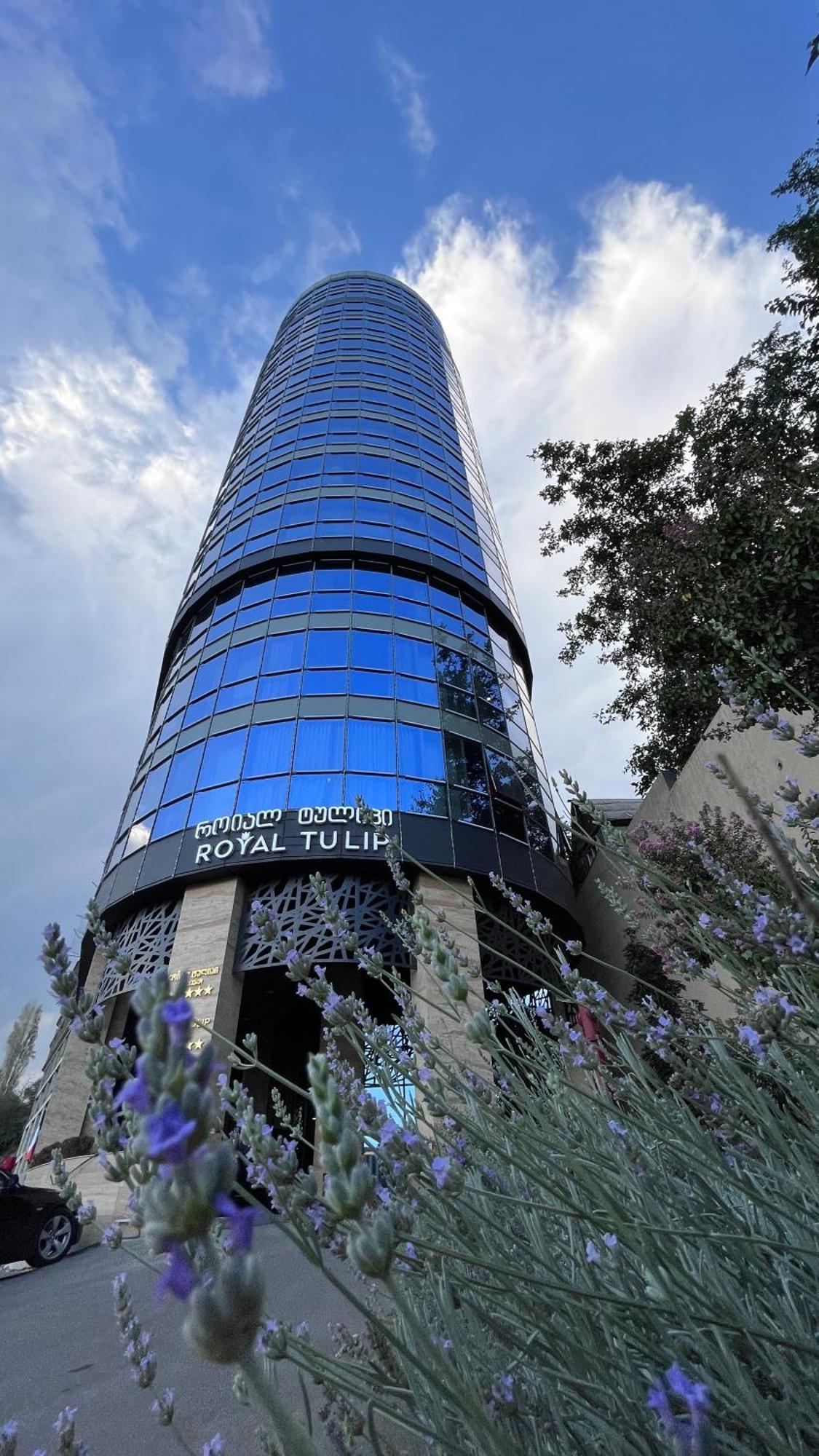 Royal Tulip Hotel & Casino, Tbiliszi Kültér fotó